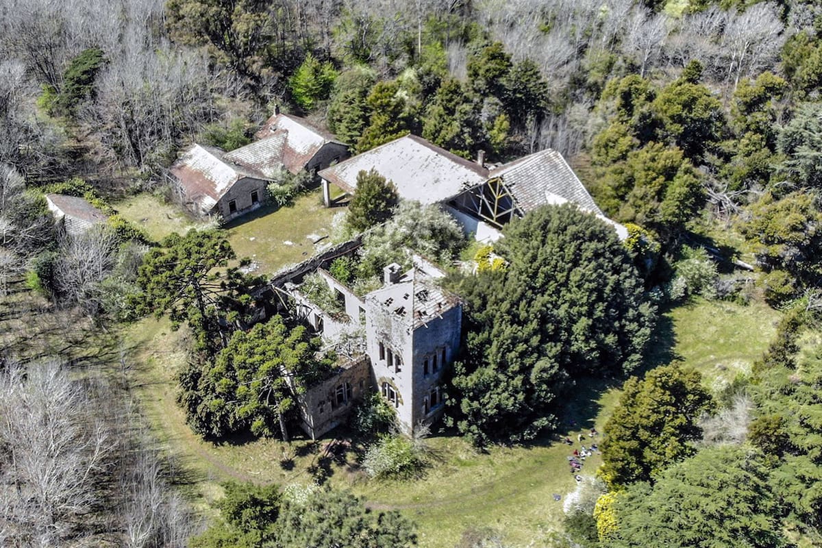 Así están hoy las ruinas de La Copelina en la localidad bonaerense de Sierra de los Padres