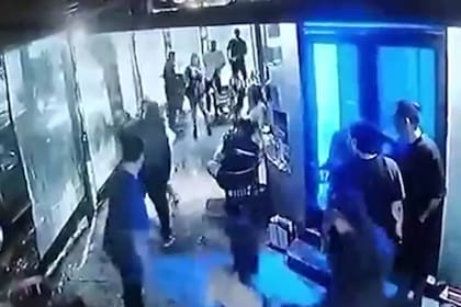 Así fue la pelea mortal en un bar de San Miguel que terminó con cuatro patovicas detenidos.