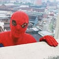 La primera (y olvidada) serie de Spider-Man: sin efectos y con un doble colgado de un helicóptero