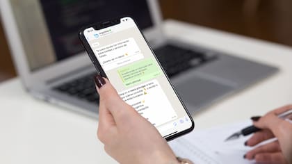Así funciona Carina, el nuevo asistente virtual de WhatsApp