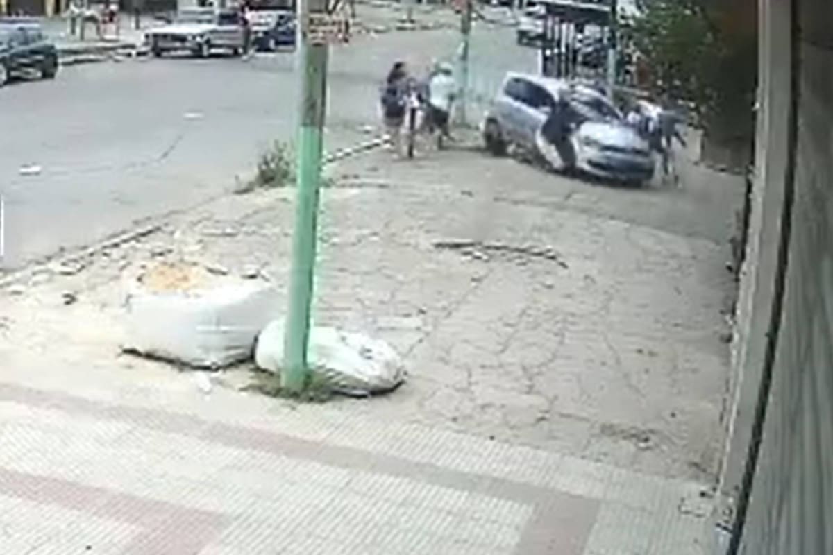 Así Julio César Peralta atropelló a un grupo de personas que volvía de un cumpleaños en Laferrere