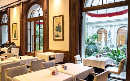 Así luce el restaurante del IADT con vistas al jardín central