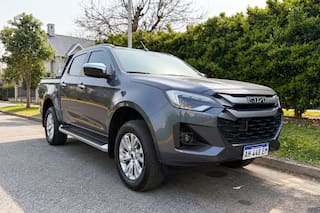 Así anda la pickup japonesa que vendió más de cinco millones de unidades en el mundo