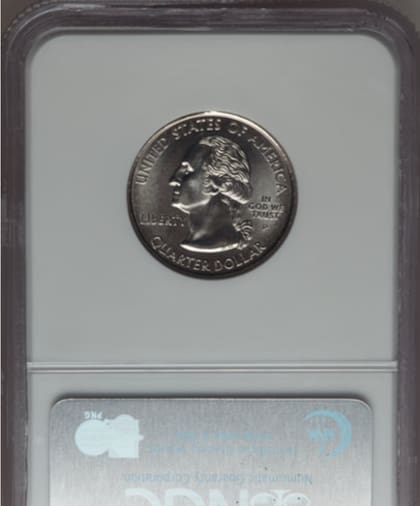 Así luce por el frente la moneda de 25 centavos de Massachussets