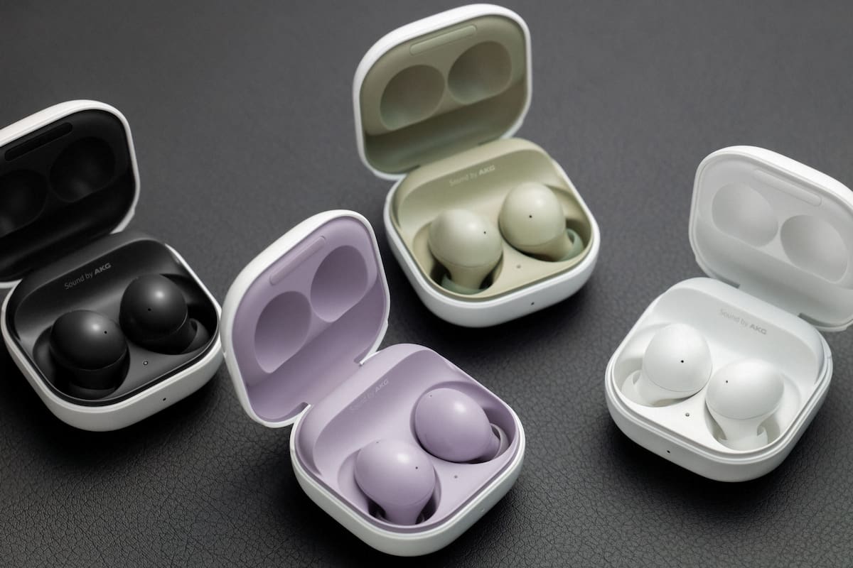 Así lucen los nuevos Galaxy Buds2, disponibles en negro, lila, verde oliva y blanco