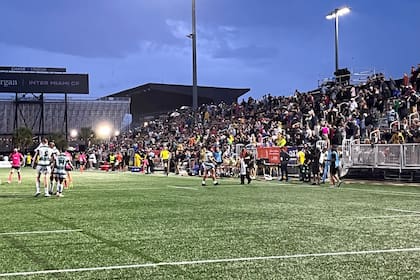 Así lució el primer partido que Sharks jugó como local en Miami, frente a Hounds