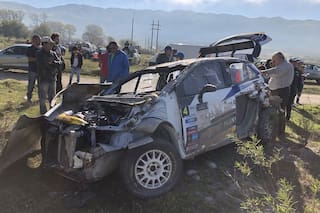 Se accidentó Nalbandian: el video de accidente y las fotos del auto destrozado