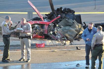 Así quedó el auto en donde viaja Paul Walker, tras el accidente