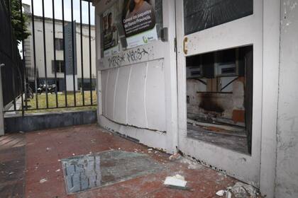 Así quedó el cajero tras la fuerte explosión