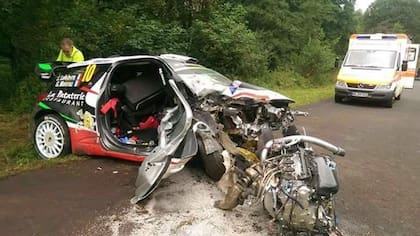 Así quedó el Citroen tras el choque