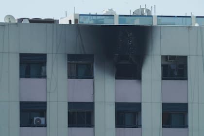 Así quedó el edificio después de incendiarse