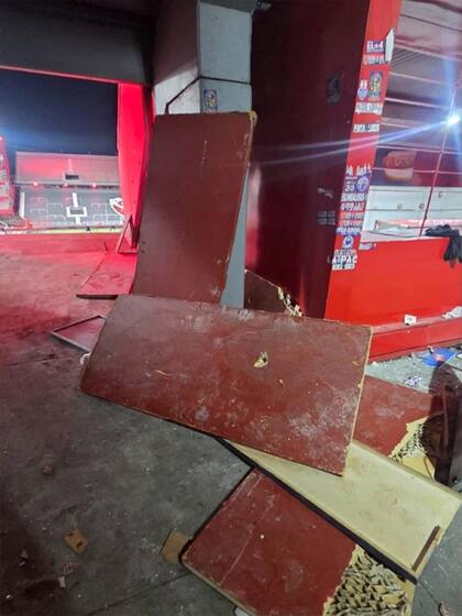 Así quedó el estadio de Independiente tars los incidentes en el partido ante la U de Chile
