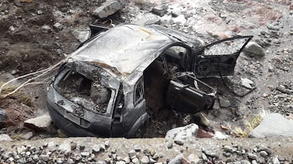 Así quedó el vehículo luego del fatal accidente en Mendoza