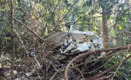 Así quedó la avioneta estrellada