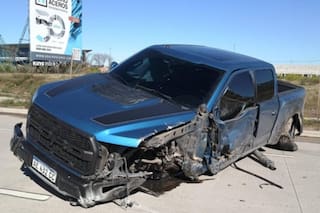 Una camioneta del defensor de Rosario Central Gastón Ávila protagonizó un fuerte choque