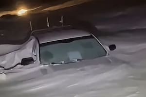 Más de 100 turistas quedaron varados en un mirador de Catamarca por una tormenta de nieve