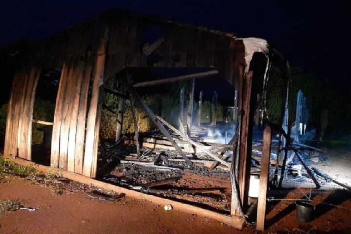 Así quedó la vivienda luego del incendio intencional