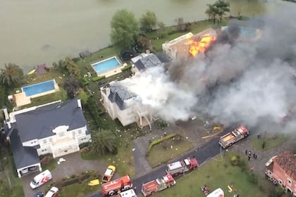 Así quedó la zona donde cayó el helicóptero