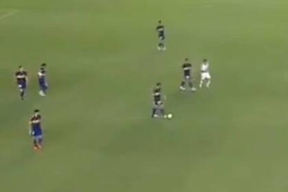 Así salió Boca del fondo en un tramo del partido ante Santos