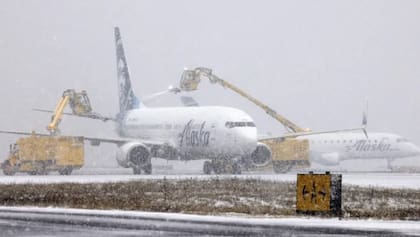 Así se descongela a un avión, en el Aeropuerto Internacional de Seattle-Tacoma