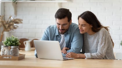 Así se puede comprar dólar oficial por la web