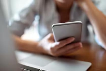 Así se puede usar WhatsApp para pasar todas las fotos y videos sin usar cable