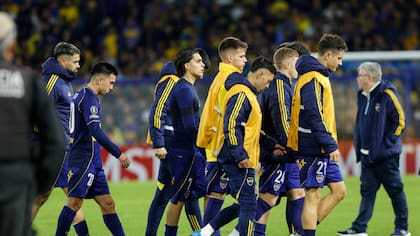 Así se retiraba Boca tras otro papelón en la Bombonera