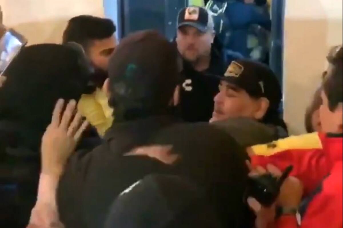 Así se retiró Maradona de San Luis