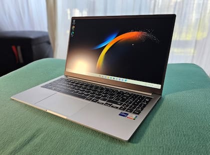Así se ve la Galaxy Book3 que Samsung produce y vende en la Argentina