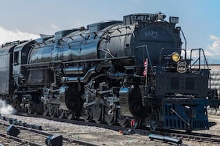 La comparan con un Boeing 747: la locomotora de vapor más grande del mundo llega a California