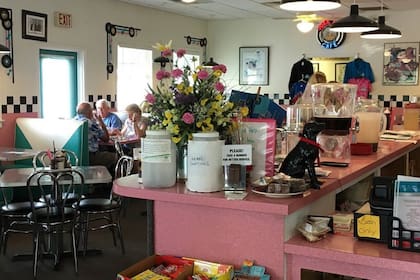 Así se ve una de las cafeterías más visitadas de Boyertown, Jukebox Cafe
