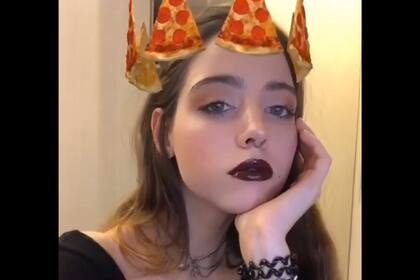 Así se ve uno de los nuevos efectos de Instagram que están creando distintos diseñadores.