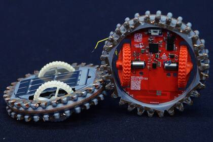 Así se ven los minúsculos robots creados en México para enviar a la Luna