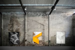 Así se verán desde este mes las obras de
Jorge Miño en la nueva sede de Ungallery,
alojada en un antiguo galpón de La Boca