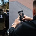 El ICE y las nuevas formas de rastrear migrantes: así funciona el reconocimiento facial