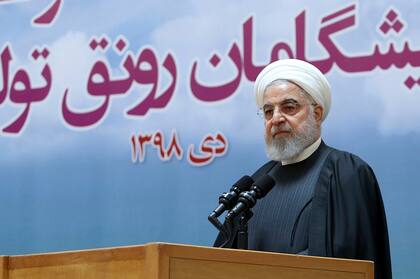 El presidente iraní, Hassan Rohani, amenazó con tomar medidas