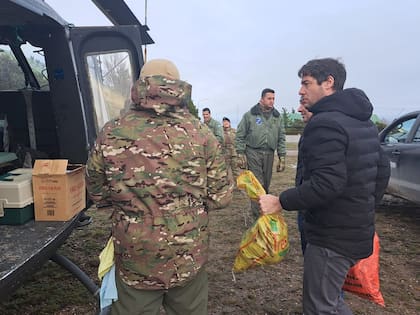 Asistencia en seis estancias en la zona de Puerto Deseado con alimentos e insumos de calefacción para los puestos de camp
