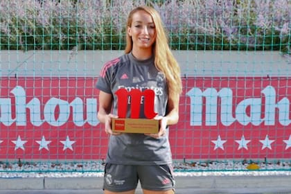 Asllani fue elegida "Jugadora Cinco Estrellas" en la temporada pasada