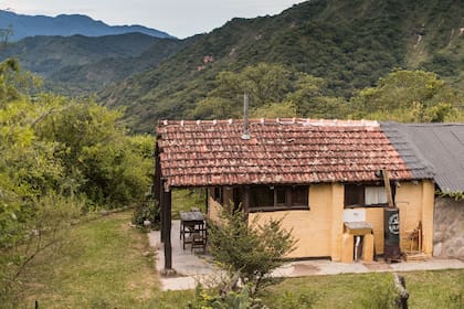 Aspecto exterior de las cabañas de Aldea Luna.
