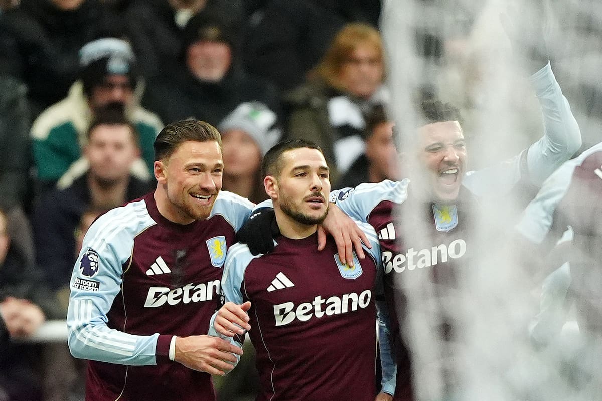 Aston Villa, el equipo de Emiliano Buendía y Emiliano Martínez, deberá sacar su publicidad de casa de apuestas del frente de su camiseta a partir de esta temporada