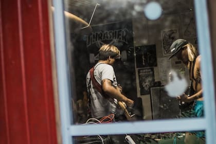 Astor y Jay Cianciarulo integran la banda de Sr. Flavio