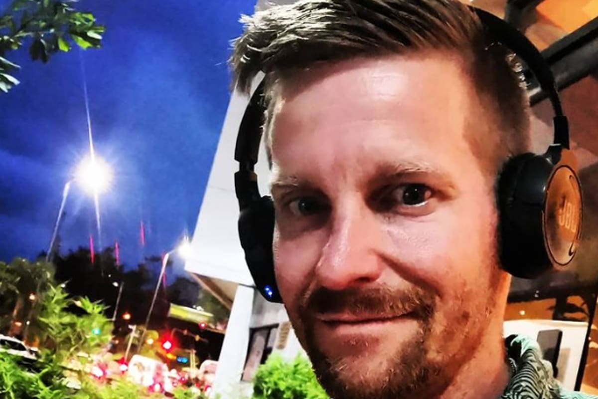 Astralex es el nombre artístico del DJ procesado por intentar ingresar en la Argentina con casi ocho kilos de éxtasis