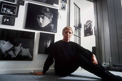 Astrid Kirchherr, la fotógrafa que primero retrató a los Beatles y cuyas imágenes ayudaron a convertirlos en íconos, falleció a los 82 años