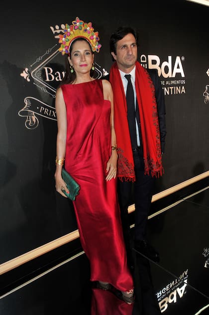 Astrid Muñoz y Eduardo Novillo Astrada (h) en el Hipódromo de Palermo.