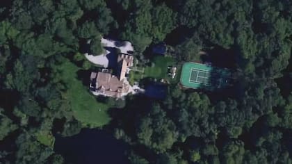La residencia en Bedford fue adquirida por 8,5 millones de dólares y está situada en un terreno de 5,3 hectáreas