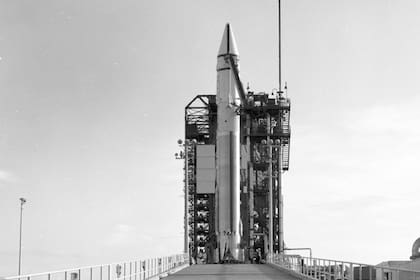 En 1966, la NASA lanzó la misión Surveyor 2 a la Luna. Ahora, su cohete propulsor Centauro podría estar encontrando su camino de regreso a nuestro planeta