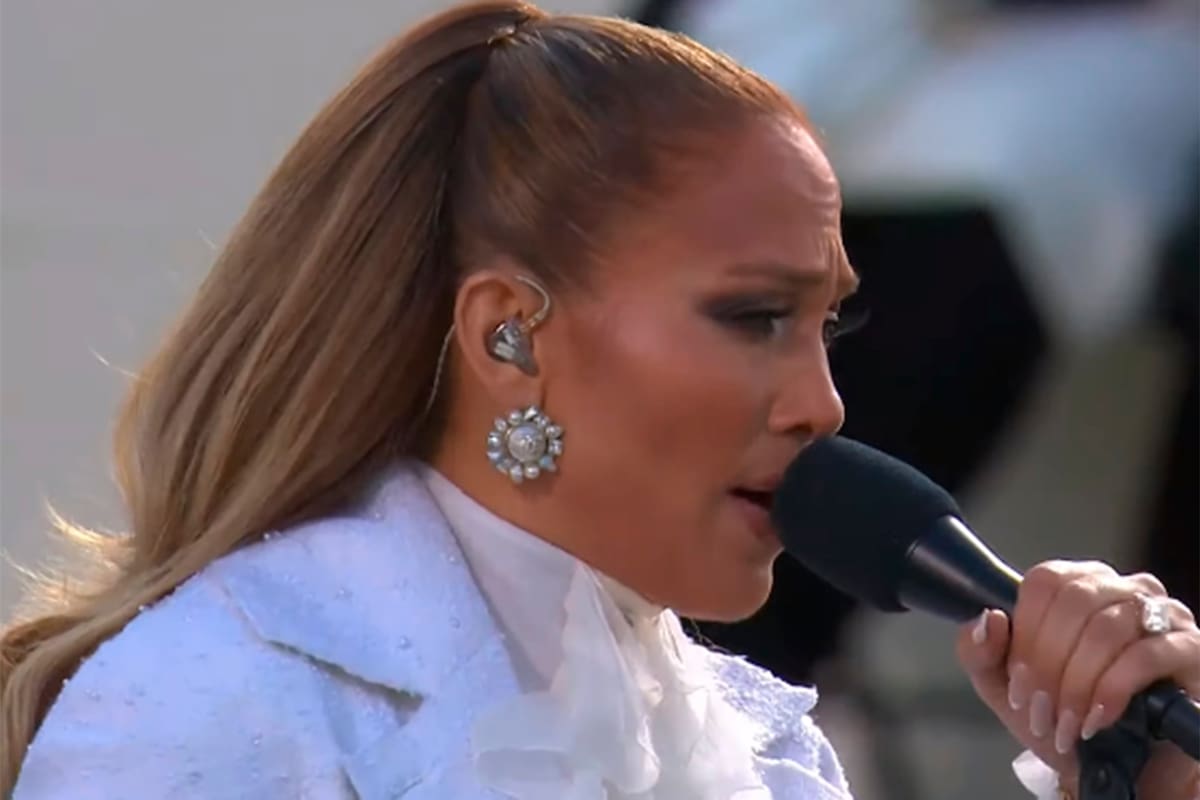 Asunción de Joe Biden: en español, Jennifer Lopez pidió por "una nación con libertad y justicia para todos"