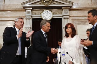 Transiciones responsables entre gobiernos: un pase que la democracia necesita