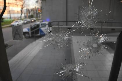 Atacan a balazos un edificio judicial cercano a Rosario