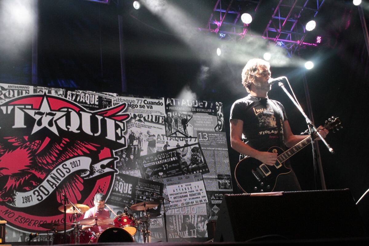 Ataque 77 impulsó uno de los grandes pogos de la noche